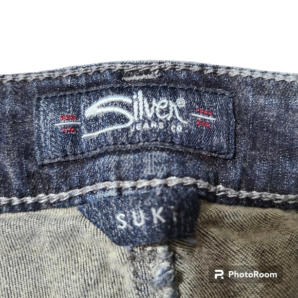 Silver Jeans - Picture 6 of 7